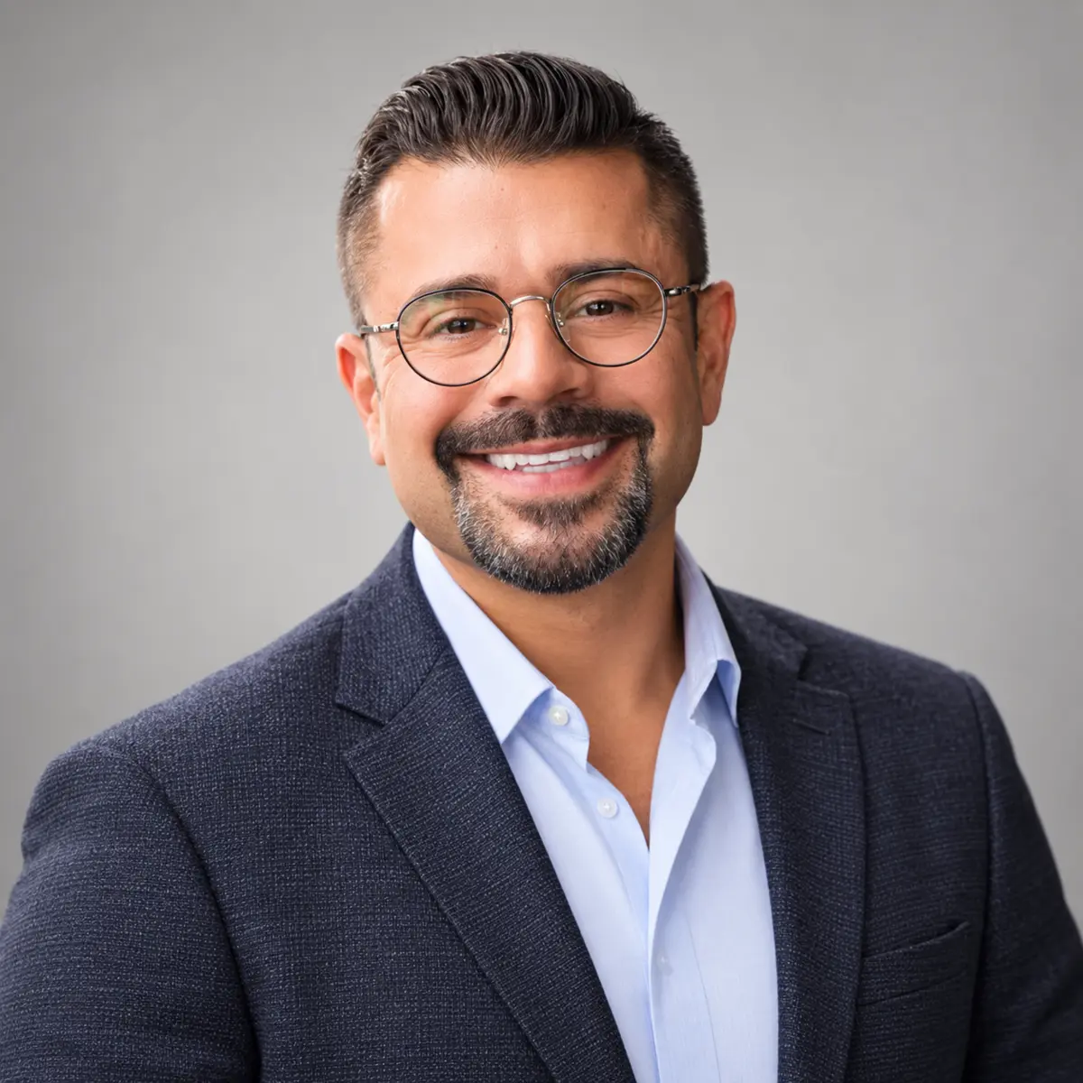 Enrique Pelayo Jr, AMP, Edmonds mortgage broker serving Seattle